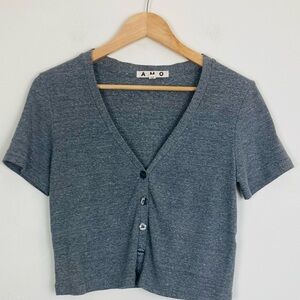 AMO grey ribbed v-neck button front top. Cropped. Size Medium